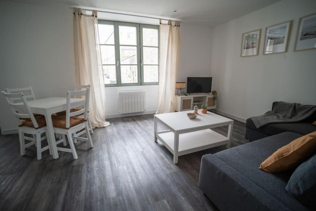 Michel Apartment Dinan Ngoại thất bức ảnh